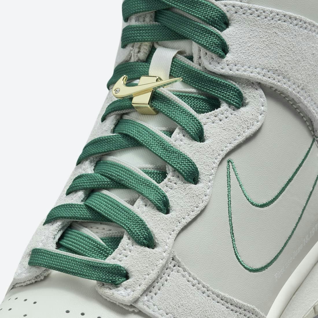 Nike Dunk High “First Use” (Sail)