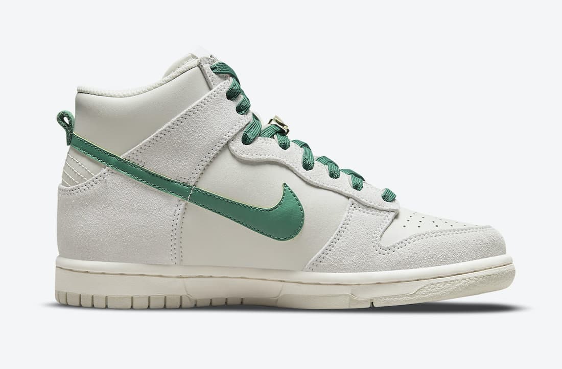 Nike Dunk High “First Use” (Sail)