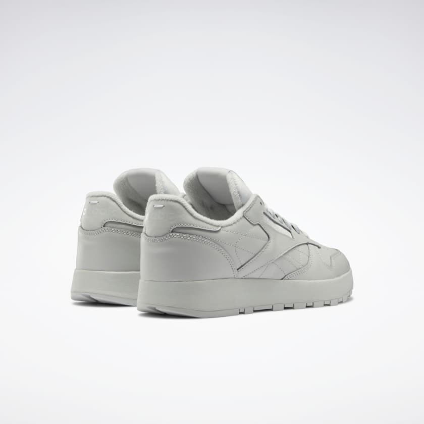 Maison Margiela x Reebok Project 0 Cl Classic Leather Tabi "Pure Grey"