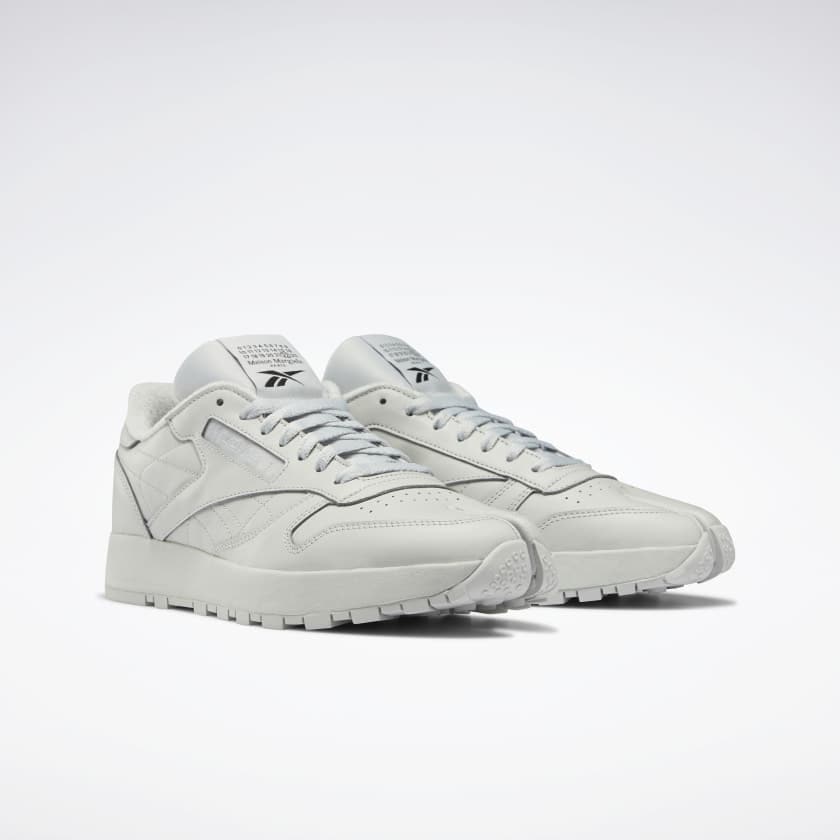 Maison Margiela x Reebok Project 0 Cl Classic Leather Tabi "Pure Grey"