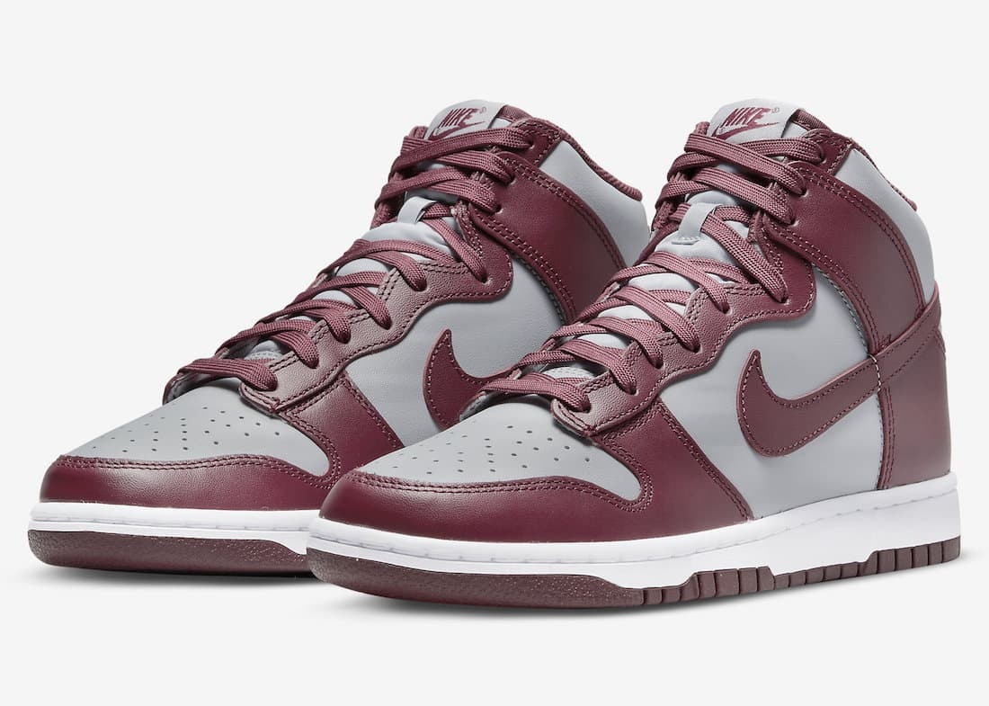 Nike Dunk High "Dark Beetroot"