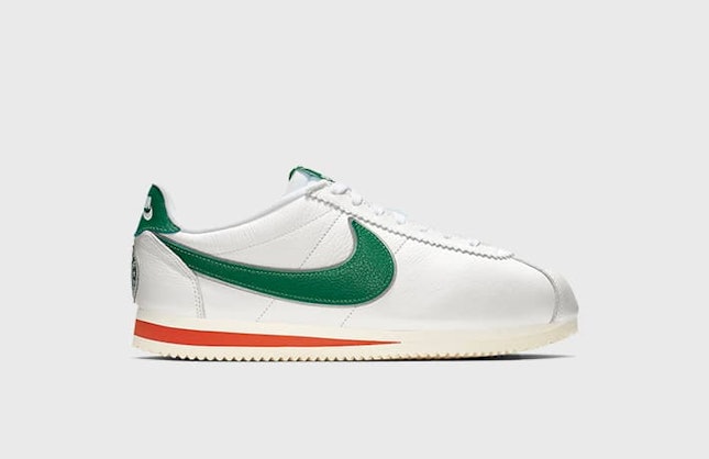 Stranger Things x Nike Cortez "Hawkins High"