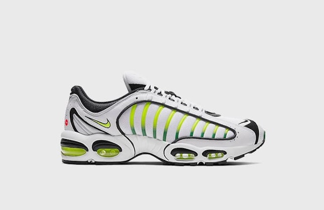 Nike Air Max Tailwind 4 OG "Volt" Nike Air Max Tailwind 4 OG "Volt"