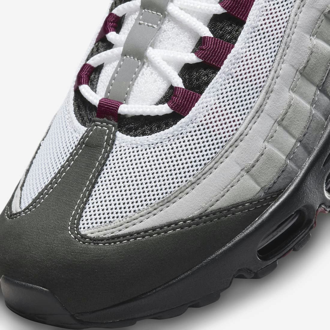 Nike Air Max 95 "Dark Beetroot"