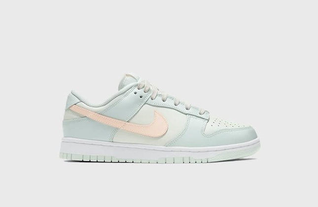 Nike Dunk Low Wmns “Barely Green” Nike Dunk Low Wmns “Barely Green”