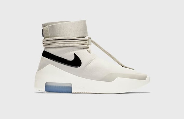 Fear of God x Nike Shoot Around "Light Bone"