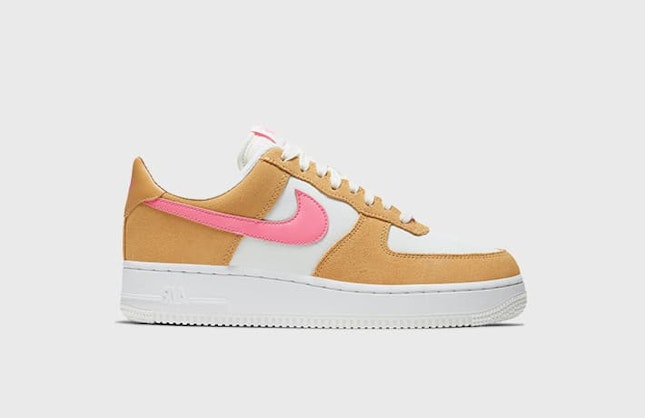 Nike Air Force 1 Low "Hot Pink"