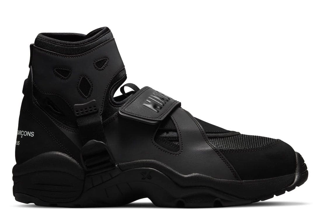 Comme des Garçons x Nike Air Carnivore "Triple Black"