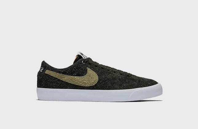 Stüssy x Terps x Nike SB Zoom Blazer Low "Palm Green" Stüssy x Terps x Nike SB Zoom Blazer Low "Palm Green"