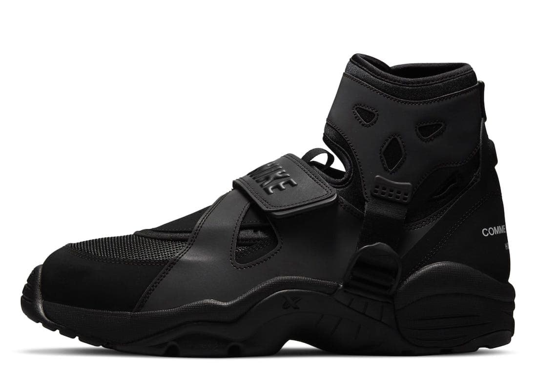 Comme des Garçons x Nike Air Carnivore "Triple Black"