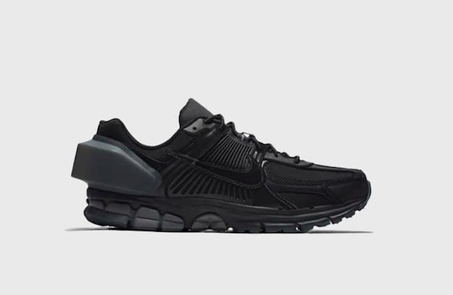 A Cold Wall x Nike Zoom Vomero 5 (Black) A Cold Wall x Nike Zoom Vomero 5 (Black)