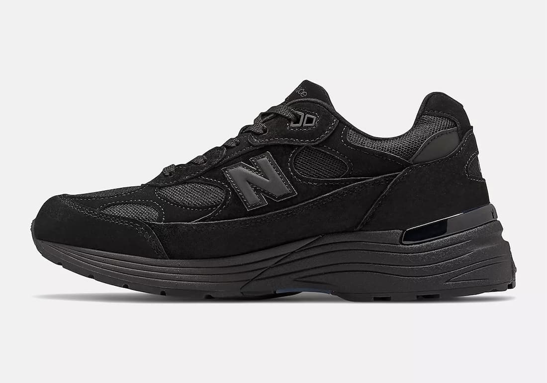 New Balance 992 “Triple Black”