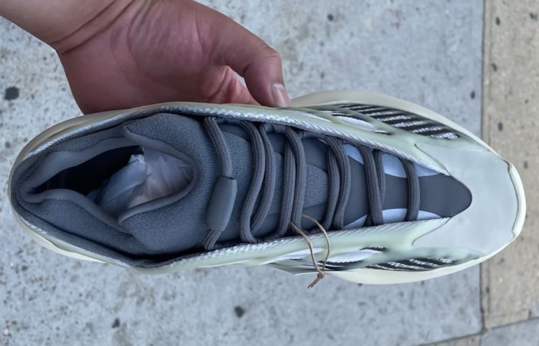 adidas Yeezy 700 V3 “Fade Salt”