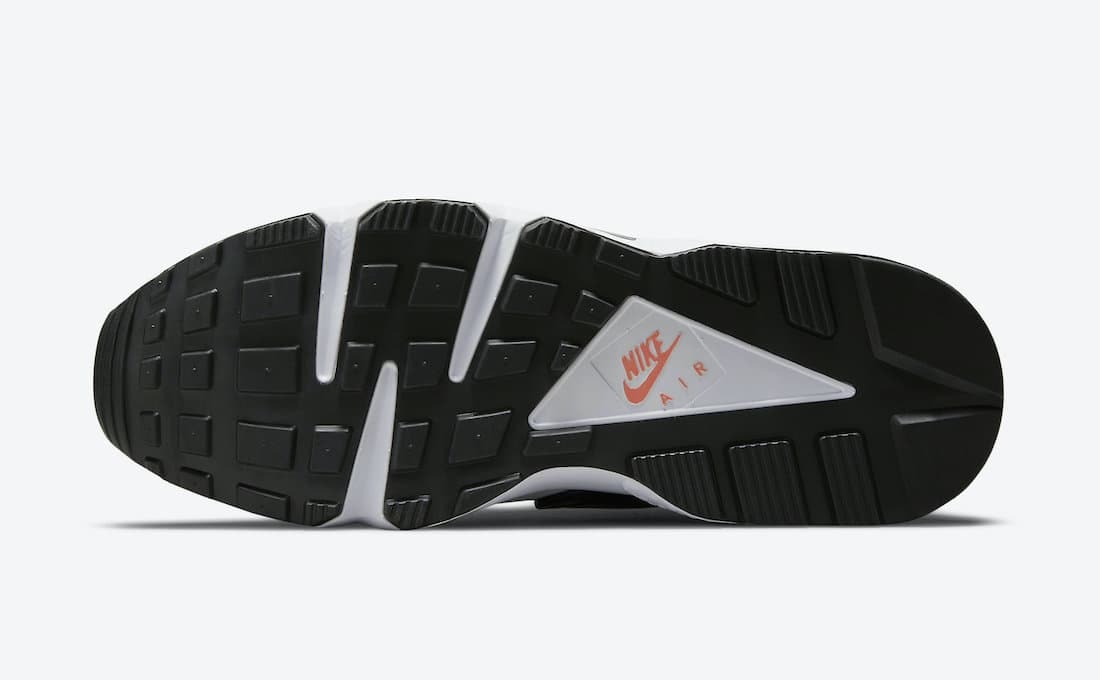 Nike Air Huarache “Bright Mango”