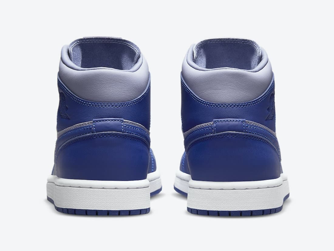 Air Jordan 1 Mid Wmns "Georgtown"