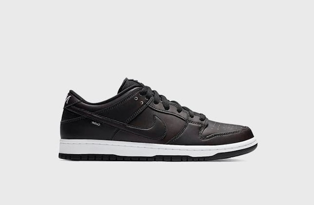 Civilist Berlin x Nike SB Dunk Low "Reflective" Civilist Berlin x Nike SB Dunk Low "Reflective"