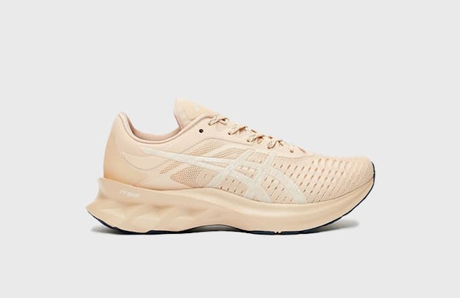 SNS x Asics Sportsstyle Novablast 