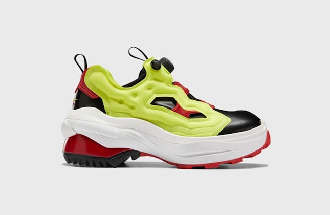 Maison Margiela x Reebok Tabi Instapump "Vector Red" Maison Margiela x Reebok Tabi Instapump "Vector Red"