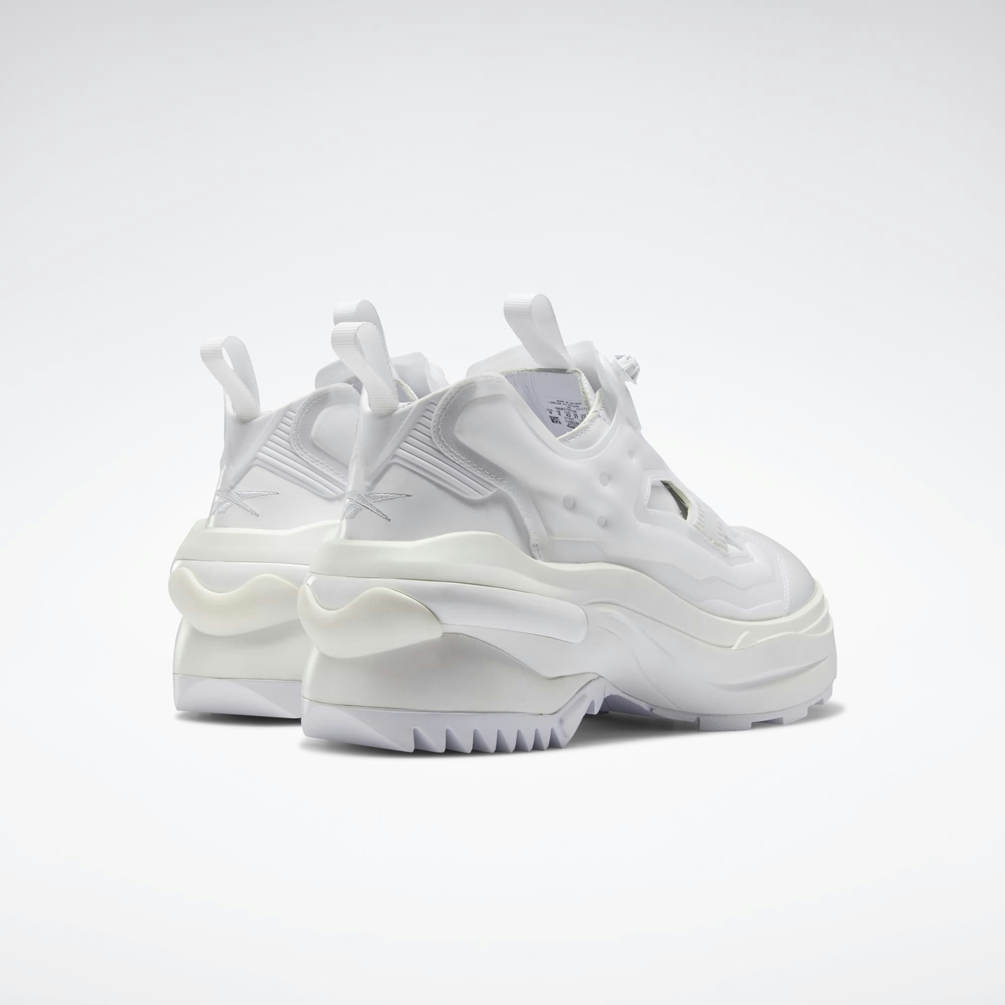 Maison Margiela x Reebok Tabi Instapump "Triple White"