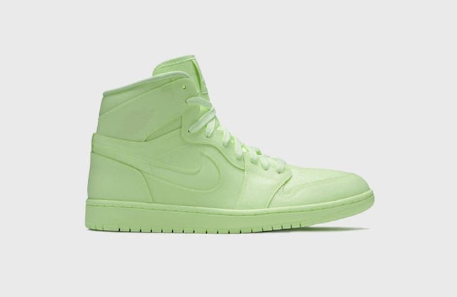 Air Jordan 1 High Retro "Barely Volt" Air Jordan 1 High Retro "Barely Volt"