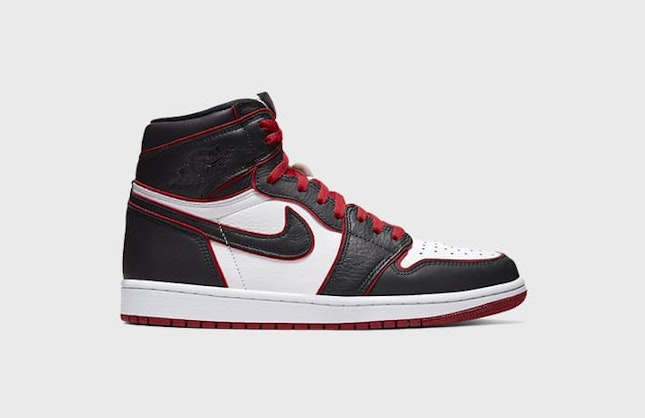 Air Jordan 1 High OG "Bloodline"