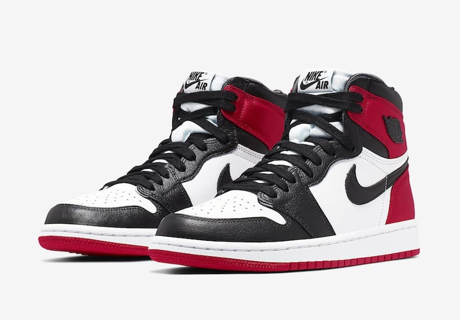 Air Jordan 1 High OG Wmns "Satin Black Toe"