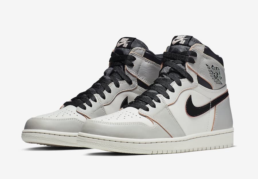 Air Jordan 1 High OG "Light Bone"