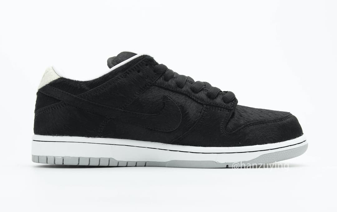 Medicom Toy x Nike SB Dunk Low “BE@RBRICK”