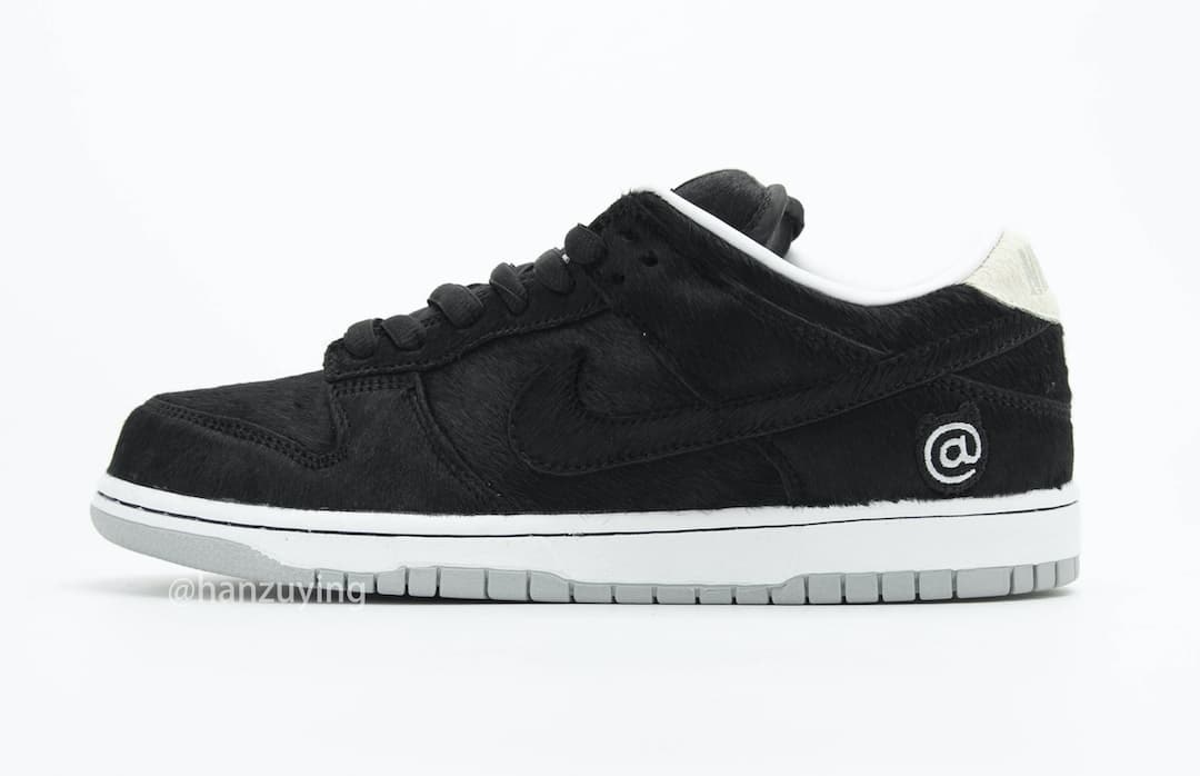 Medicom Toy x Nike SB Dunk Low “BE@RBRICK”