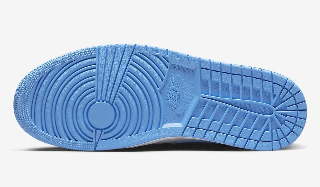 Air Jordan 1 Mid “University Blue”