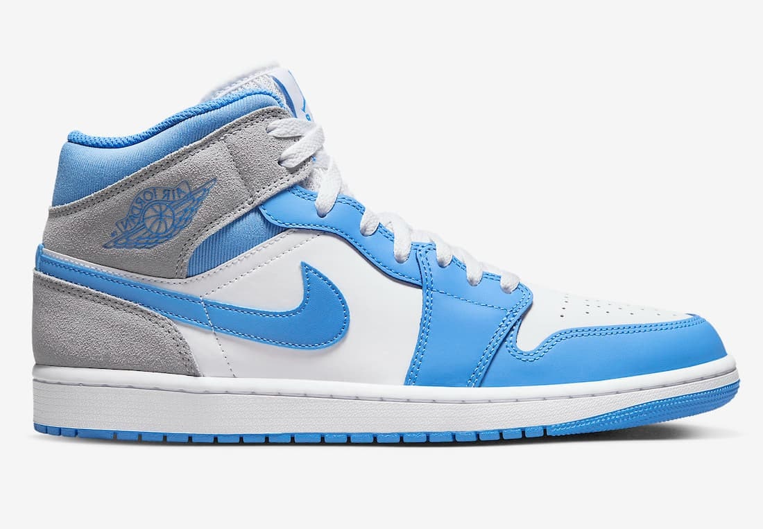 Air Jordan 1 Mid “University Blue”