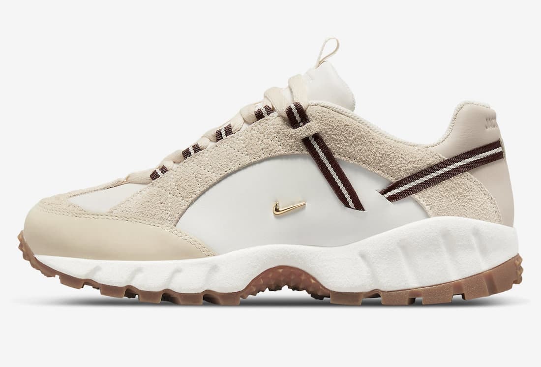 Jacquemus x Nike Air Humara "Sail White"