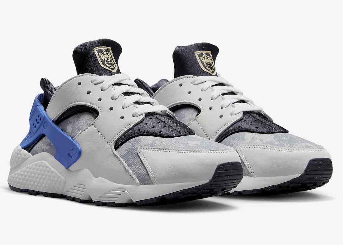 Nike Air Huarache "Social FC"