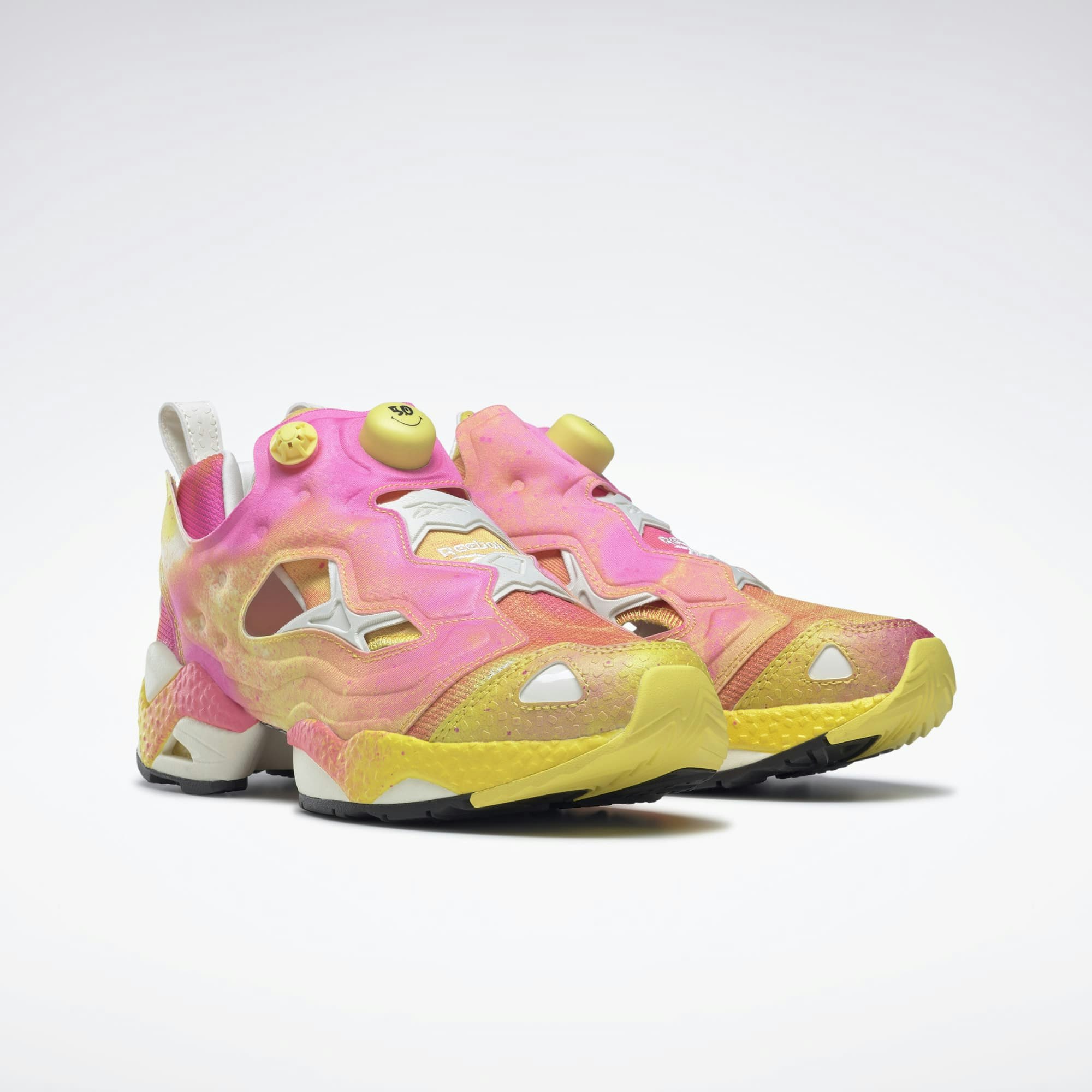 Smiley x Reebok Instapump Fury "Mystic Pink"