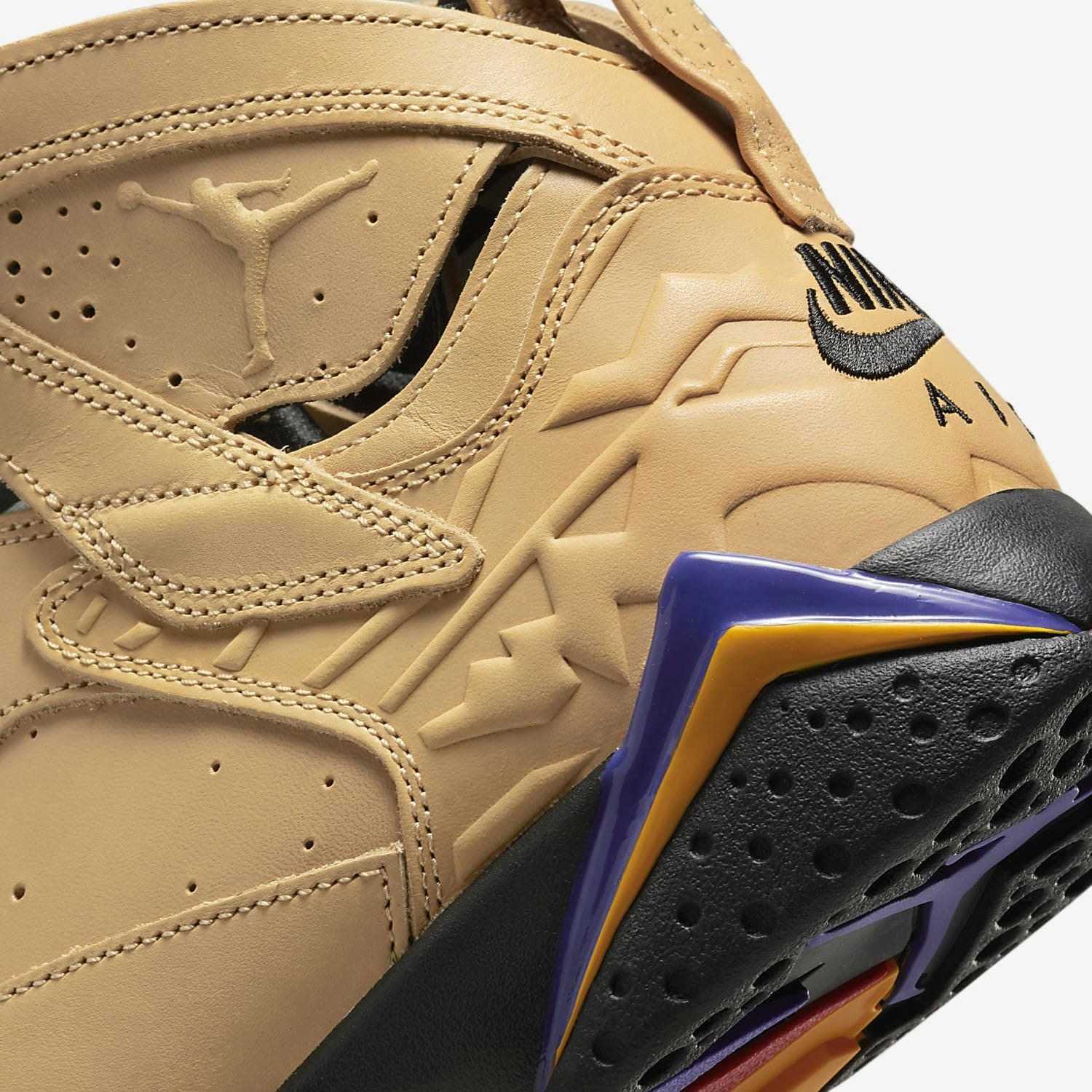 Air Jordan 7 Retro SE "Afrobeats"