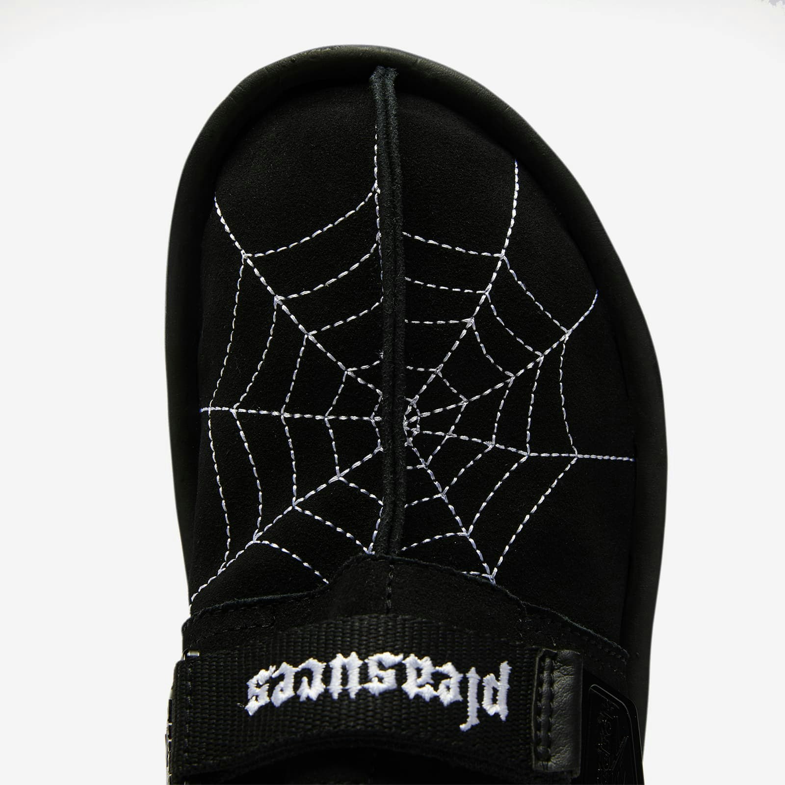 Pleasures x Reebok Beatnik "Spider Web"