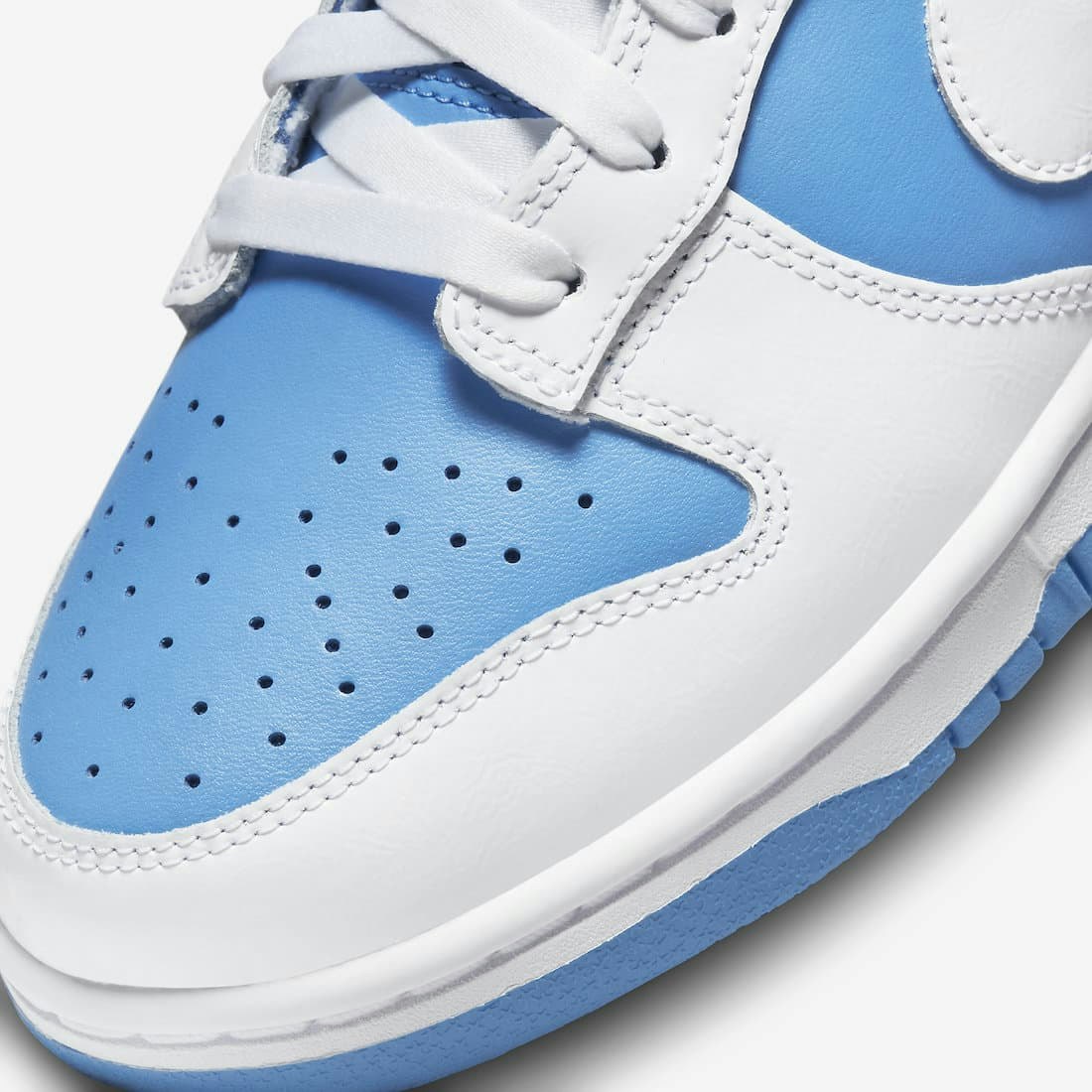 Nike Dunk Low "Reverse UNC"