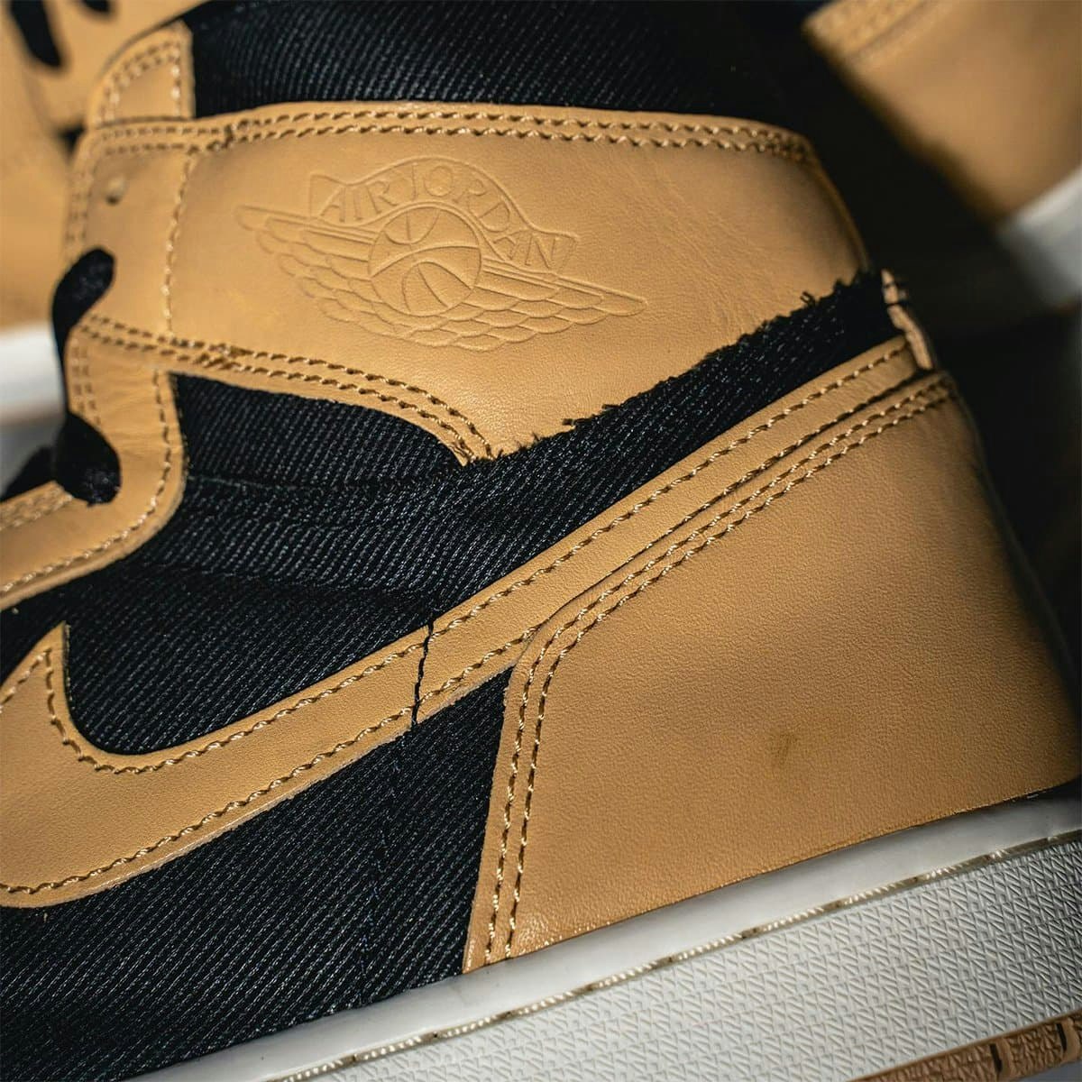 Air Jordan 1 High OG “Heirloom”