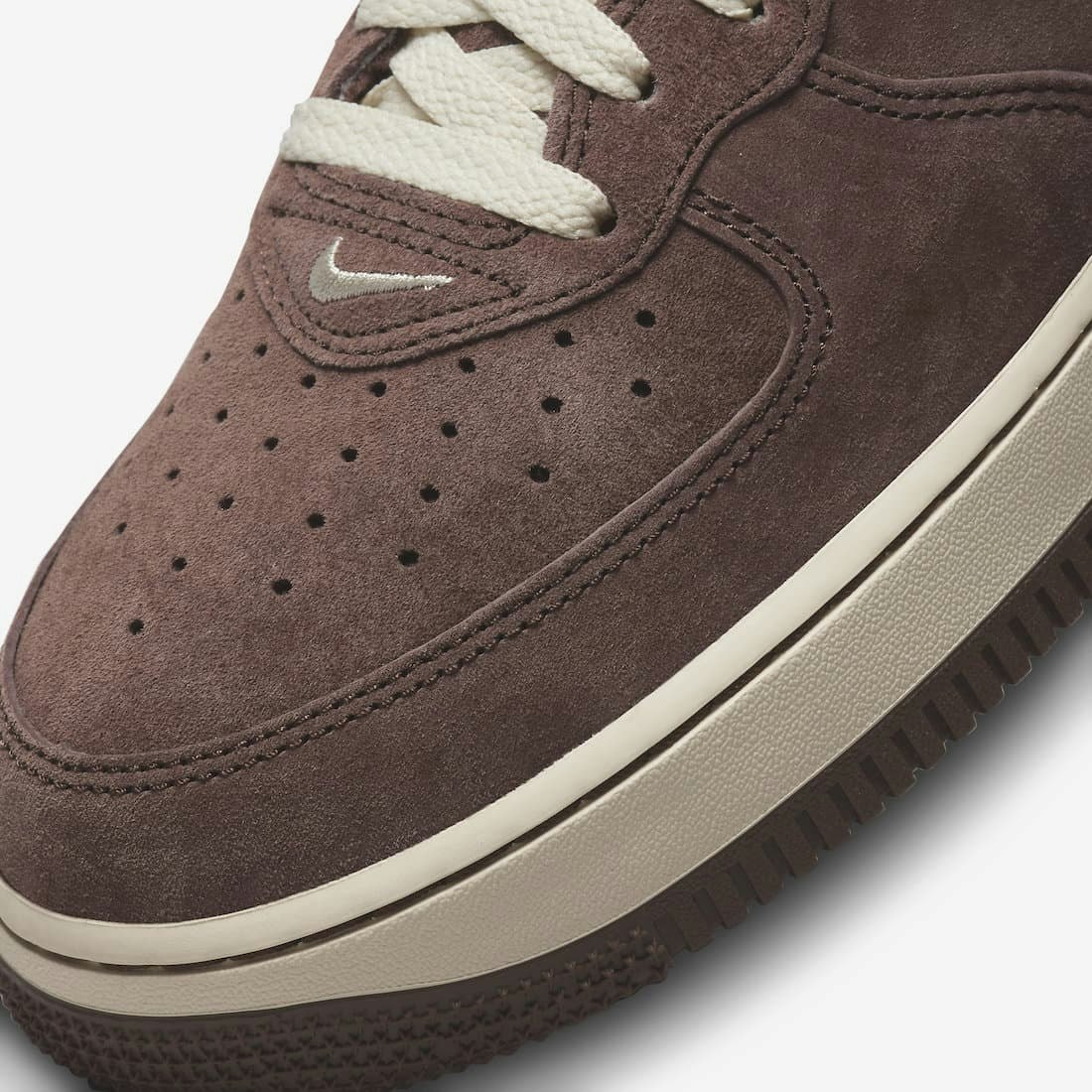 Nike Air Force 1 Mid ’07 QS "Chocolate"