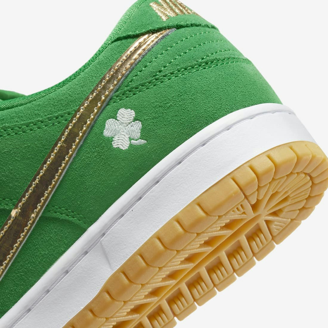 Nike SB Dunk Low "St. Patrick’s Day"