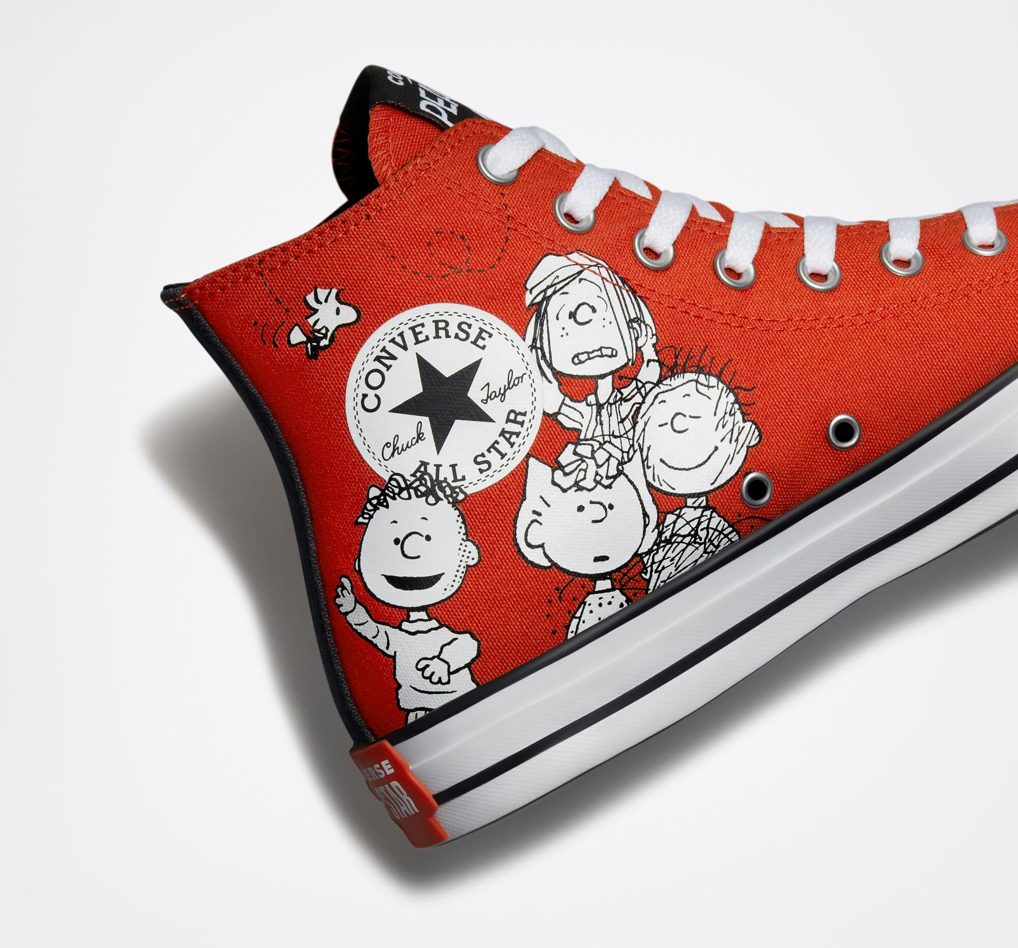 Peanuts x Converse Chuck Taylor All Star "Charlie Brown"