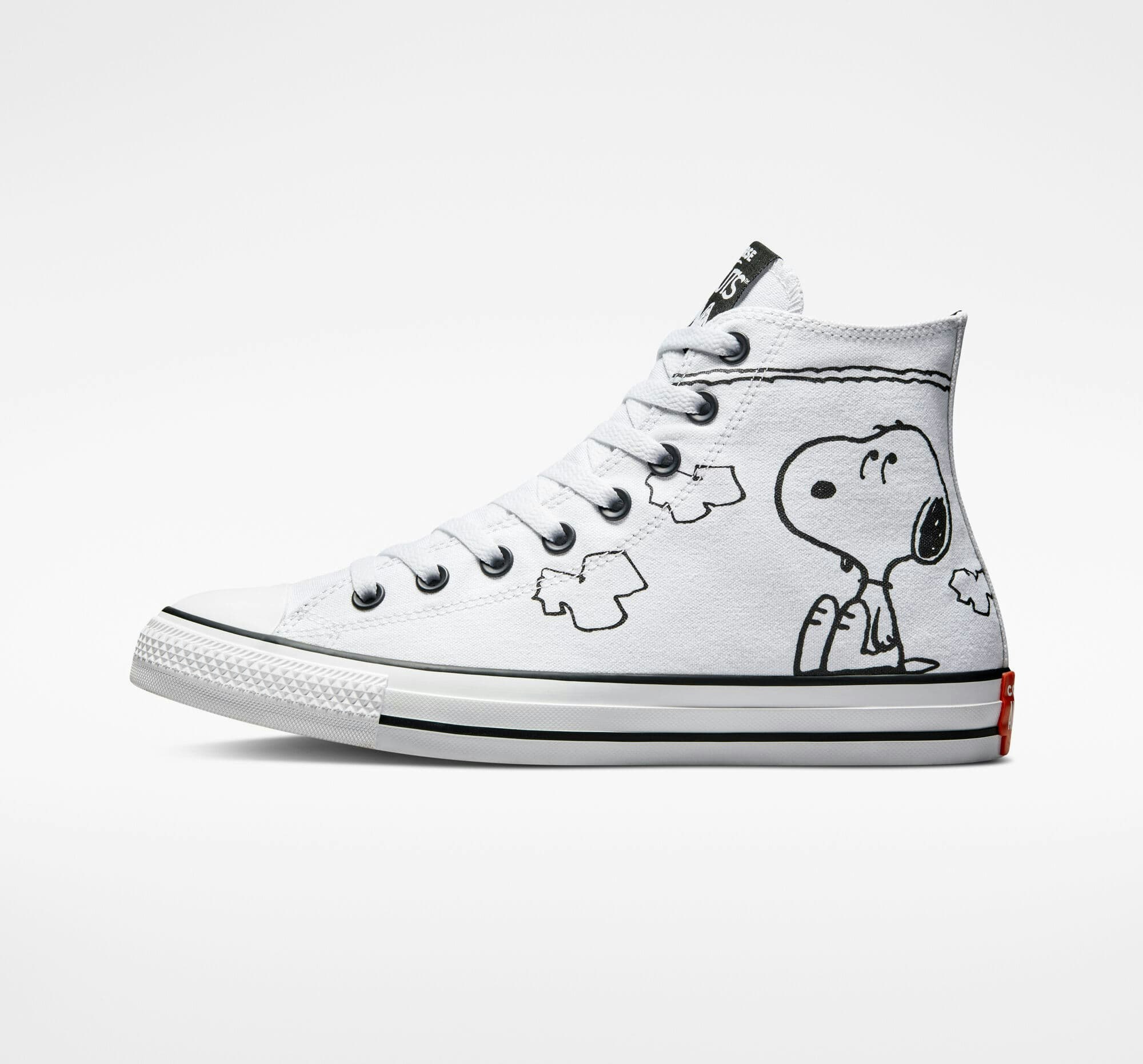 Peanuts x Converse Chuck Taylor All Star "Snoopy"