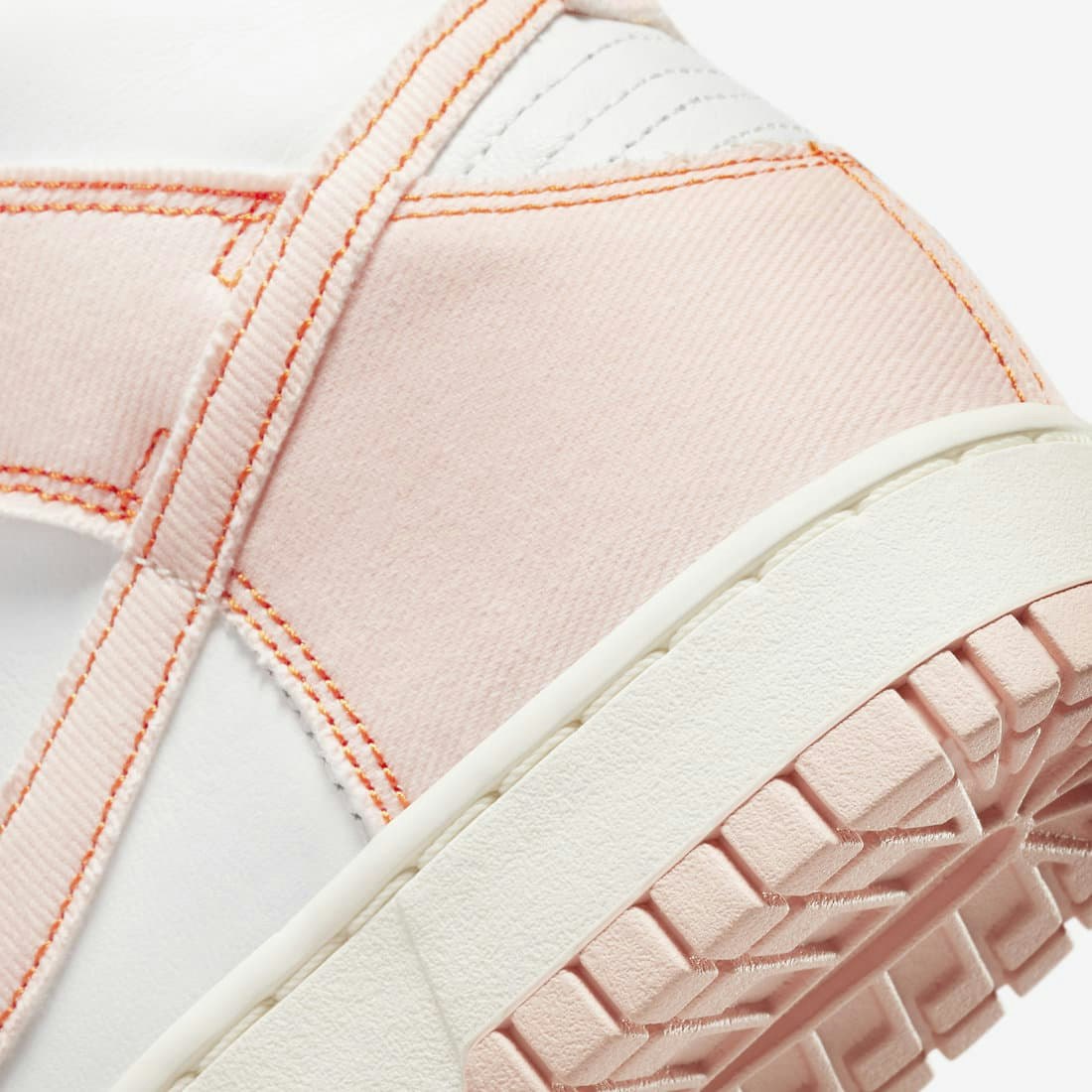 Nike Dunk High 1985 "Arctic Orange"