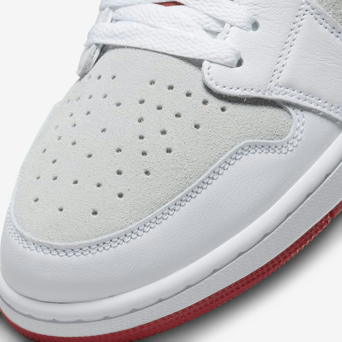 Air Jordan 1 Zoom CMFT "Hare"