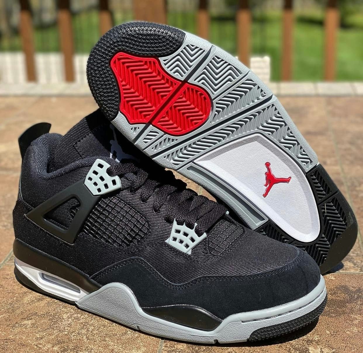 Air Jordan 4 "Black Canvas"