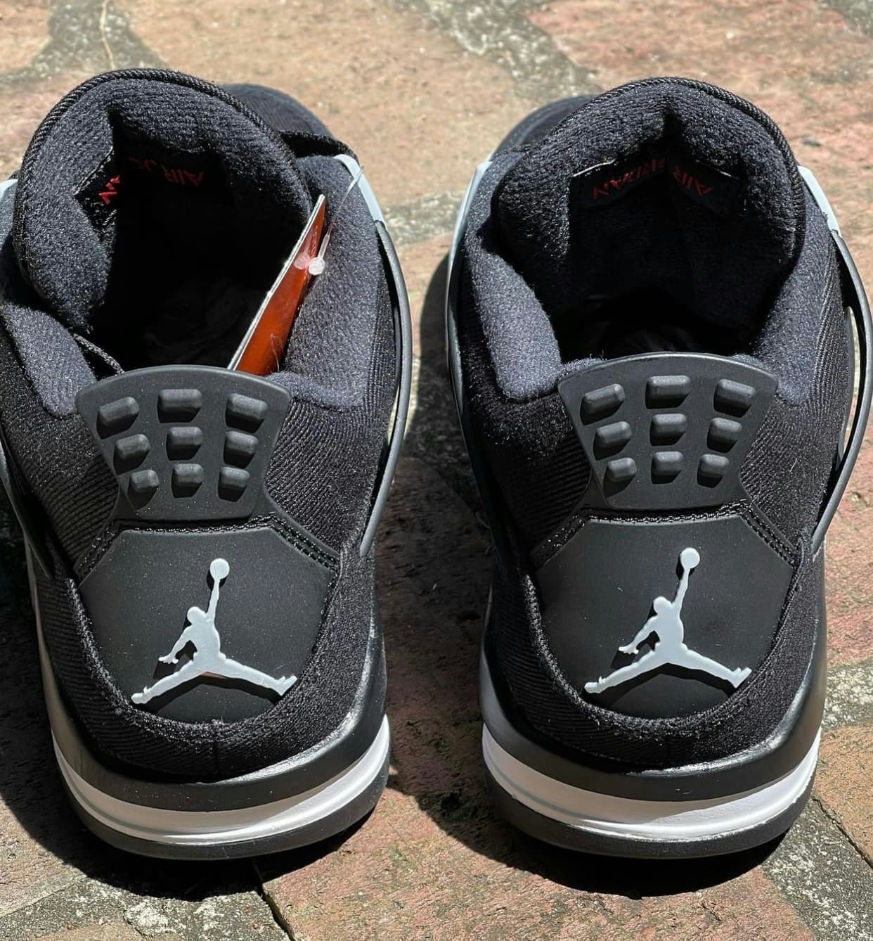 Air Jordan 4 "Black Canvas"