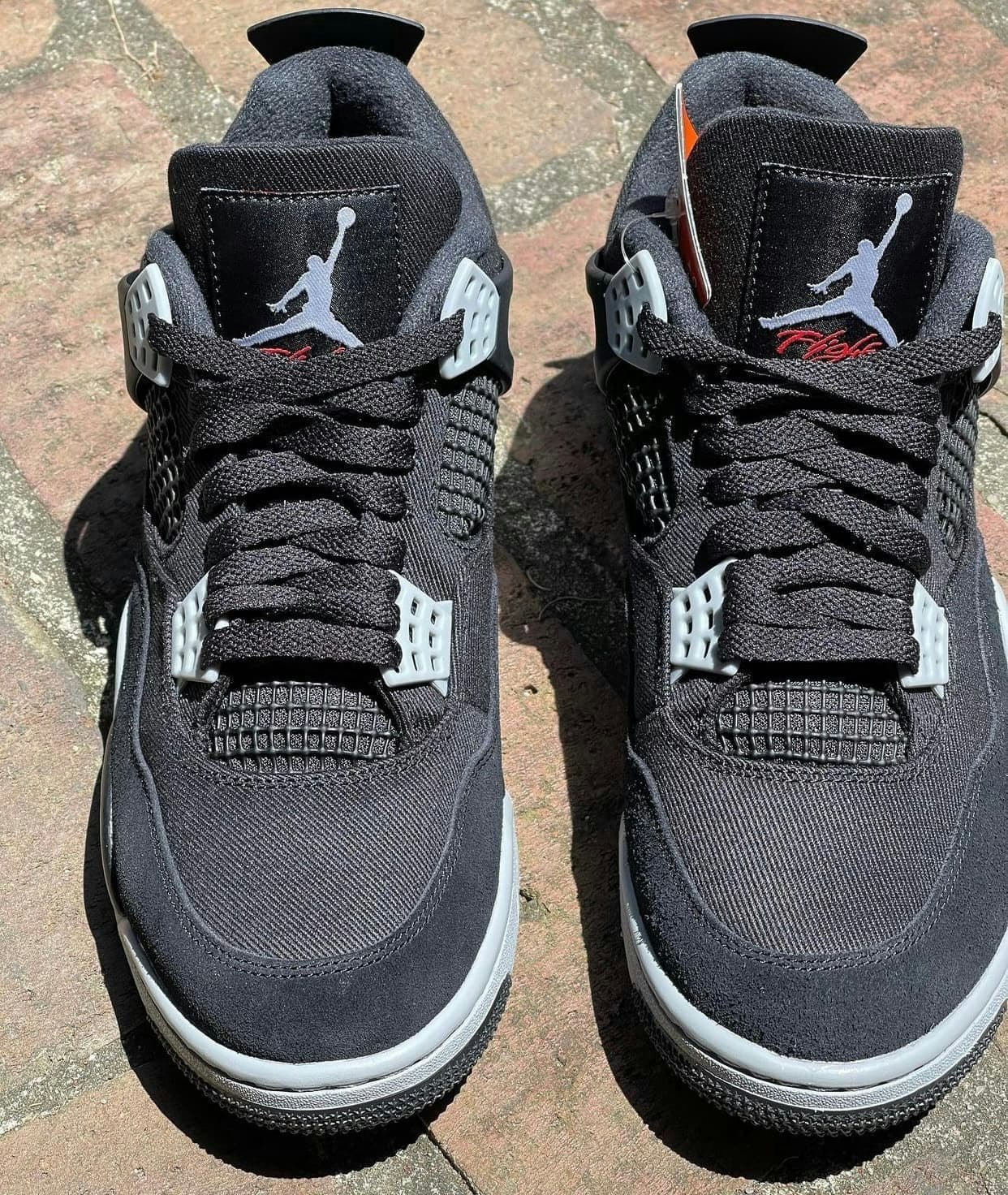 Air Jordan 4 "Black Canvas"