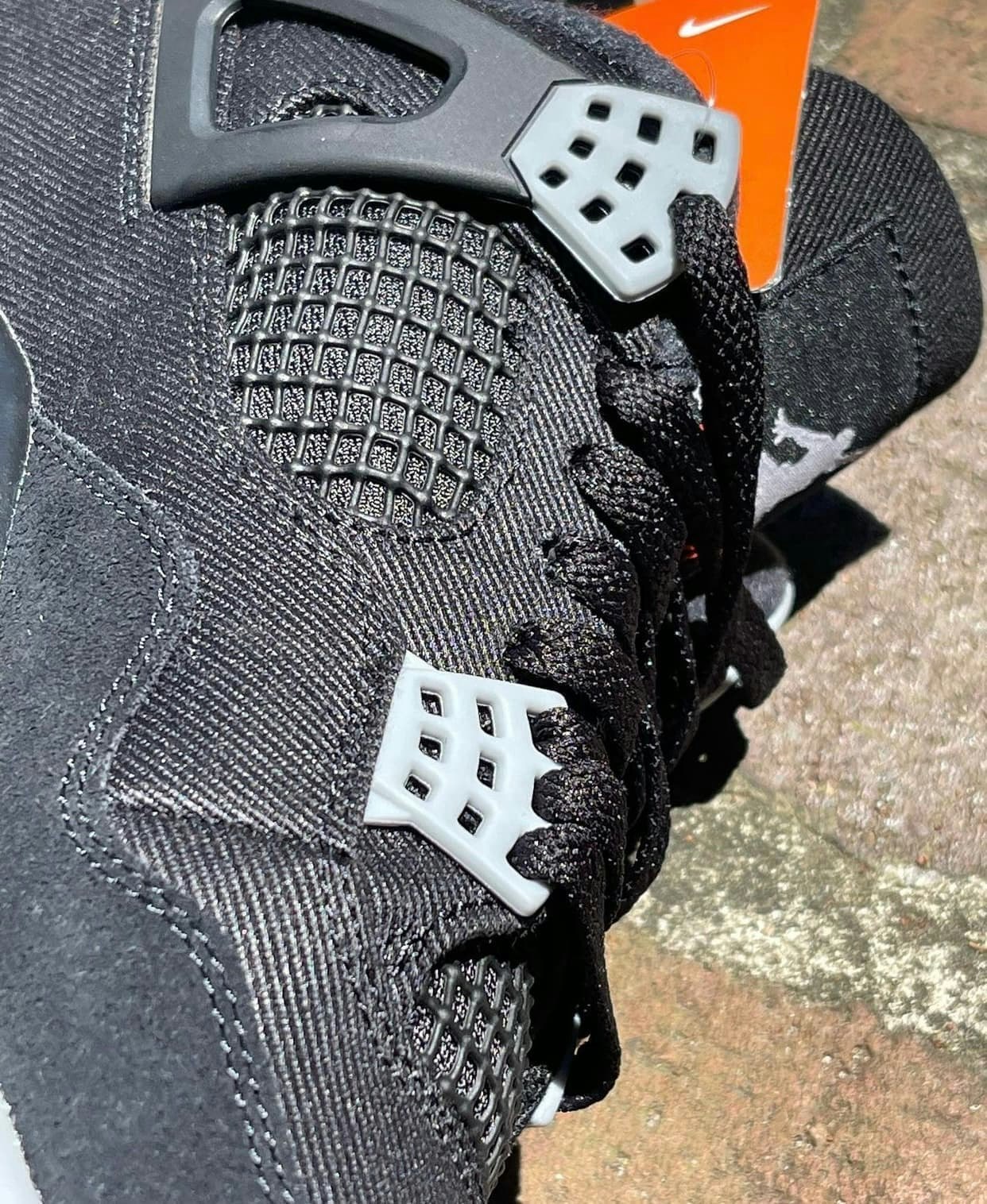 Air Jordan 4 "Black Canvas"