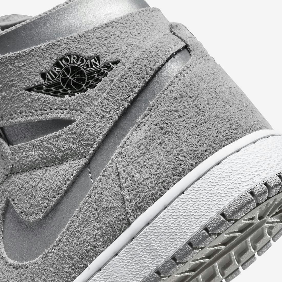 Air Jordan 1 Zoom CMFT "Metallic Silver"