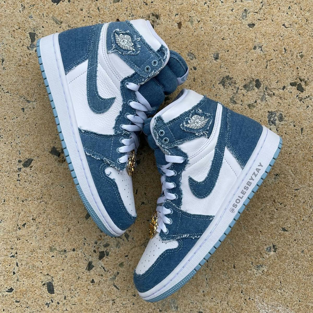 Air Jordan 1 High OG "Denim"